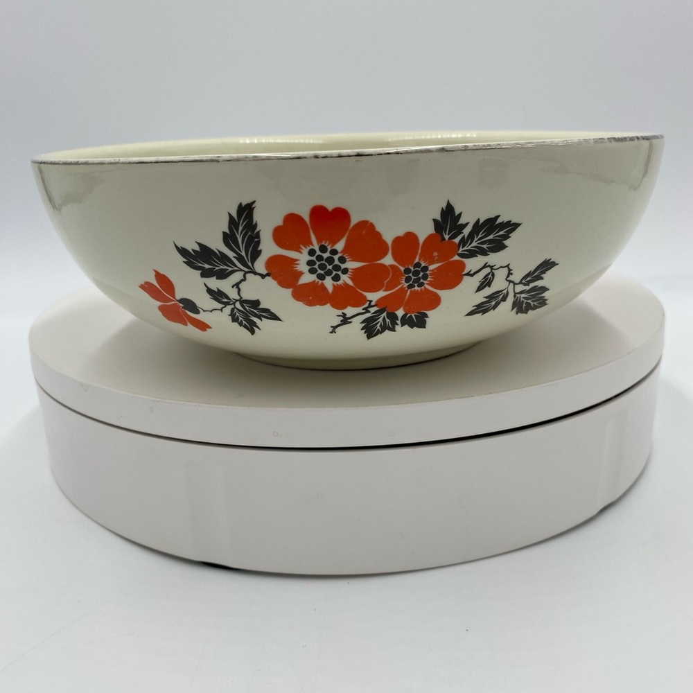 Hall's Superior Quality Kitchenware Serving Bowl 9
Inch Diameter, Red Roses..